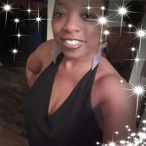 Meet your Posher, Kitisha